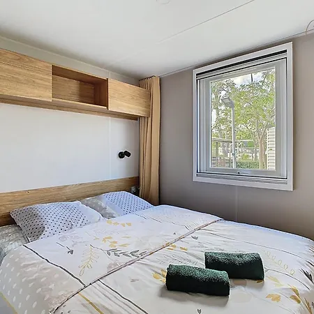 Apartment Mobil-home Vi 12 A - La Carabasse - Siblu Avec Piscine Payante