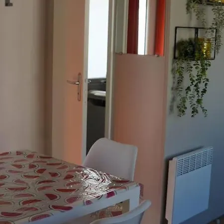 Mobil-home Vi 12 A - La Carabasse - Siblu Avec Piscine Apartment Vias