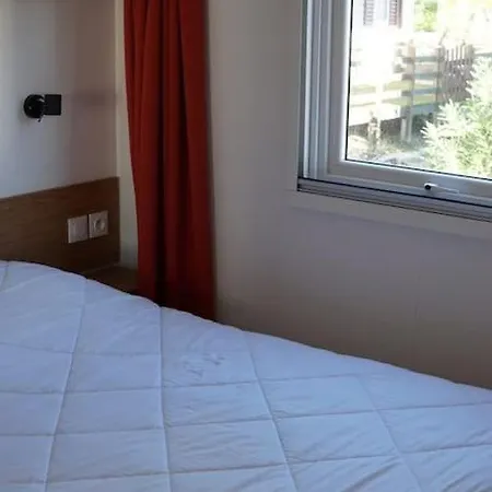 Mobil-home Vi 12 A - La Carabasse - Siblu Avec Piscine Apartment